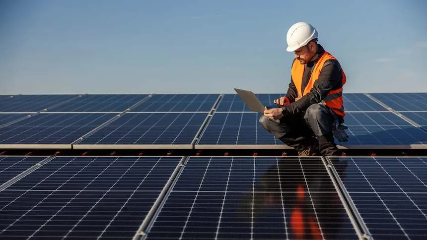Instalação de painéis solares LOCALPOWER